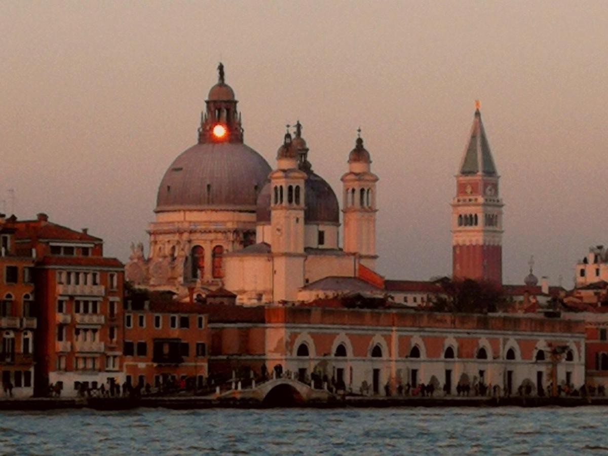 Historical Flat In Cannaregio, Venezia Exterior foto